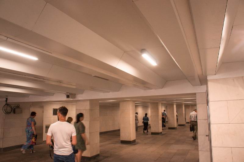 Станция метро Чеховская